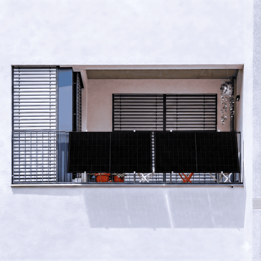 Yuma Balcony (960) Deep Black von yumoes.shop